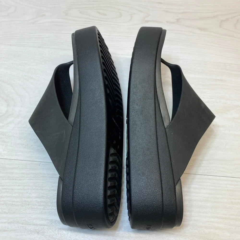 Crocs Womens 11 LiteRide 360 Platform Flip Flop Sandals Black Foam Wedge Casual